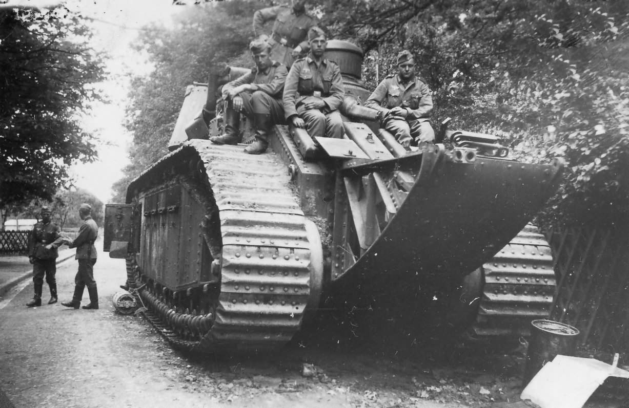 Char 2C - Warphotos.net